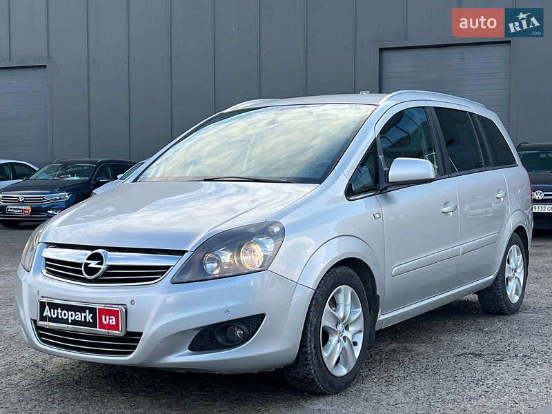 Opel Zafira 2012