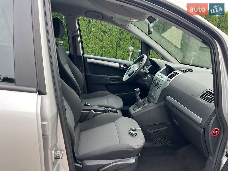 Минивэн Opel Zafira 2012 в Дунаевцах фото 23 Минивэн Opel Zafira 2012 в Дунаевцах