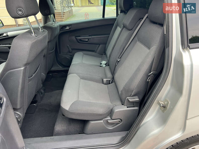 Минивэн Opel Zafira 2012 в Дунаевцах фото 35 Минивэн Opel Zafira 2012 в Дунаевцах
