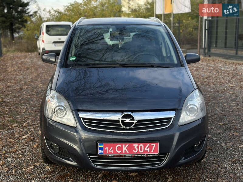 Минивэн Opel Zafira 2008 в Виннице