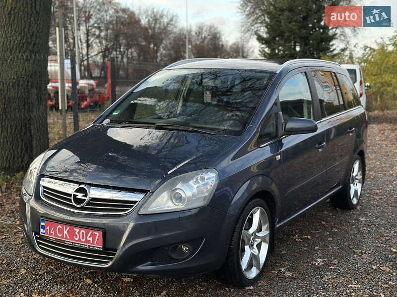 Минивэн Opel Zafira 2008 в Виннице