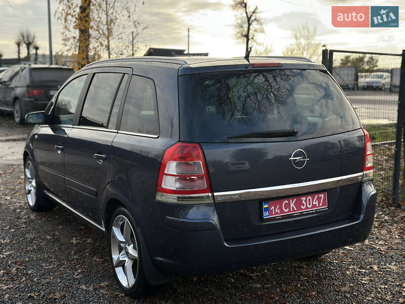 Минивэн Opel Zafira 2008 в Виннице