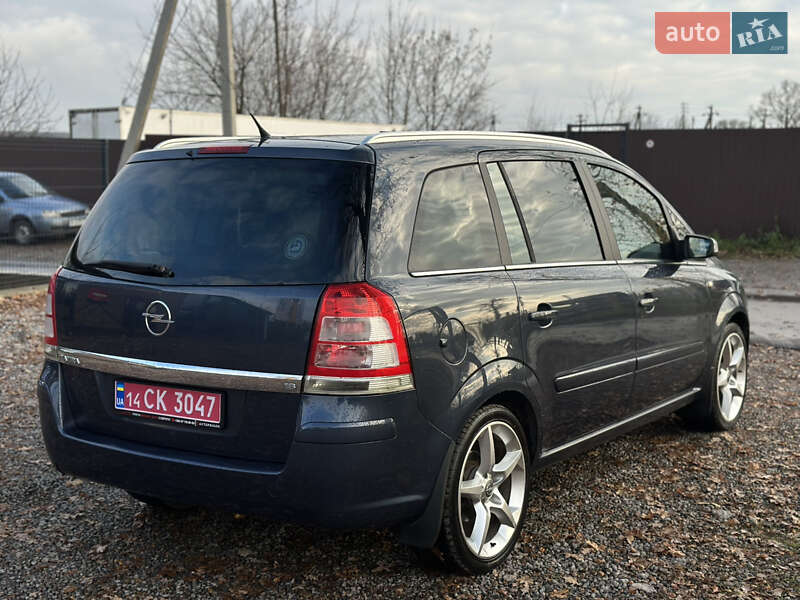 Минивэн Opel Zafira 2008 в Виннице