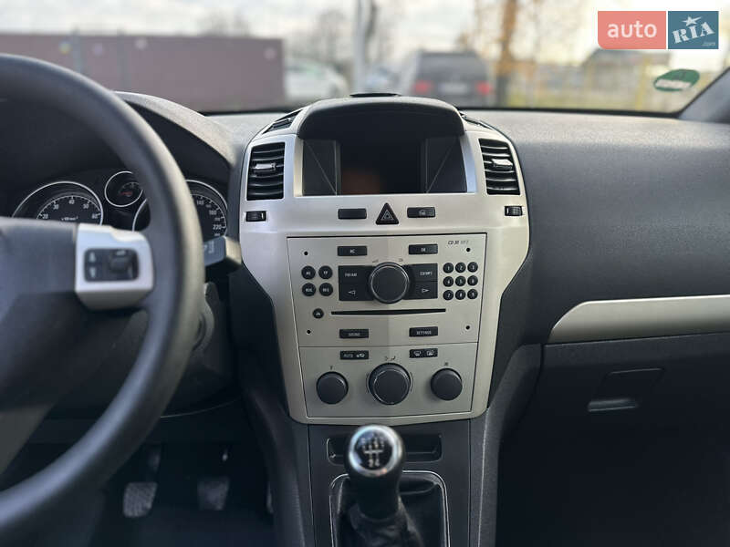 Минивэн Opel Zafira 2008 в Виннице