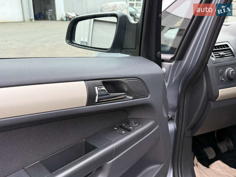 Мінівен Opel Zafira 2009 в Вінниці фото 17 Мінівен Opel Zafira 2009 в Вінниці