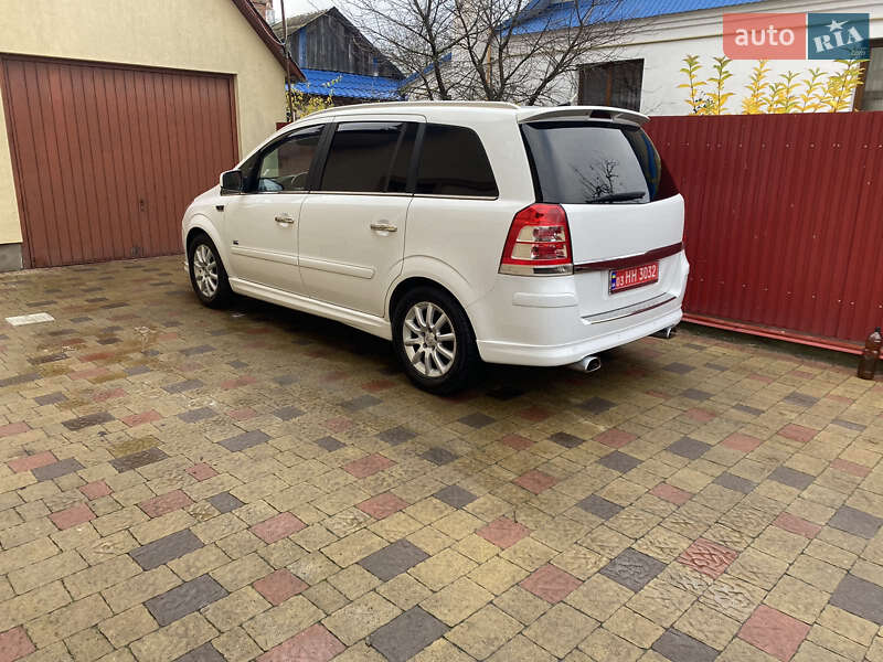 Мінівен Opel Zafira 2012 в Ковелі