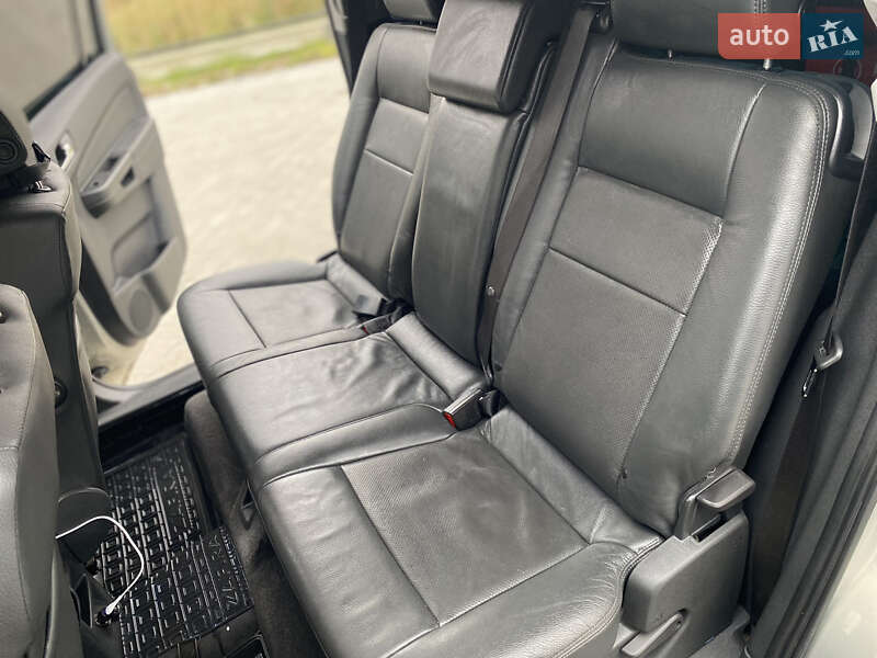 Минивэн Opel Zafira 2011 в Ивано-Франковске