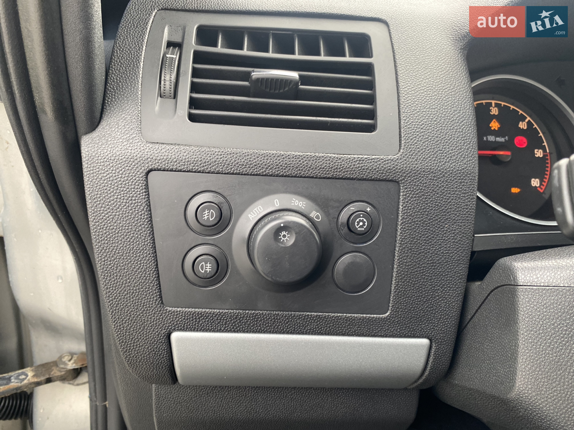 2011 Opel Zafira - мініатюра 24