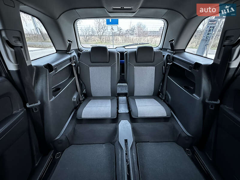 Минивэн Opel Zafira 2009 в Владимире