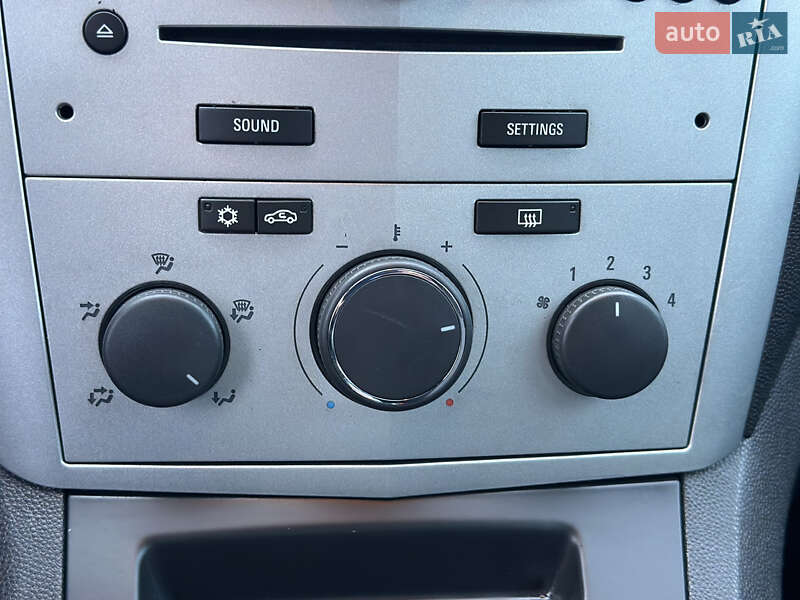 Минивэн Opel Zafira 2009 в Владимире