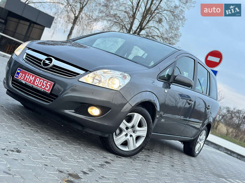 Минивэн Opel Zafira 2009 в Владимире