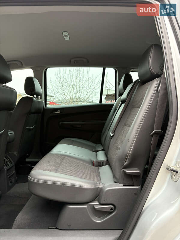 Мінівен Opel Zafira 2010 в Білій Церкві