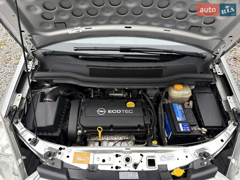 Мінівен Opel Zafira 2010 в Білій Церкві