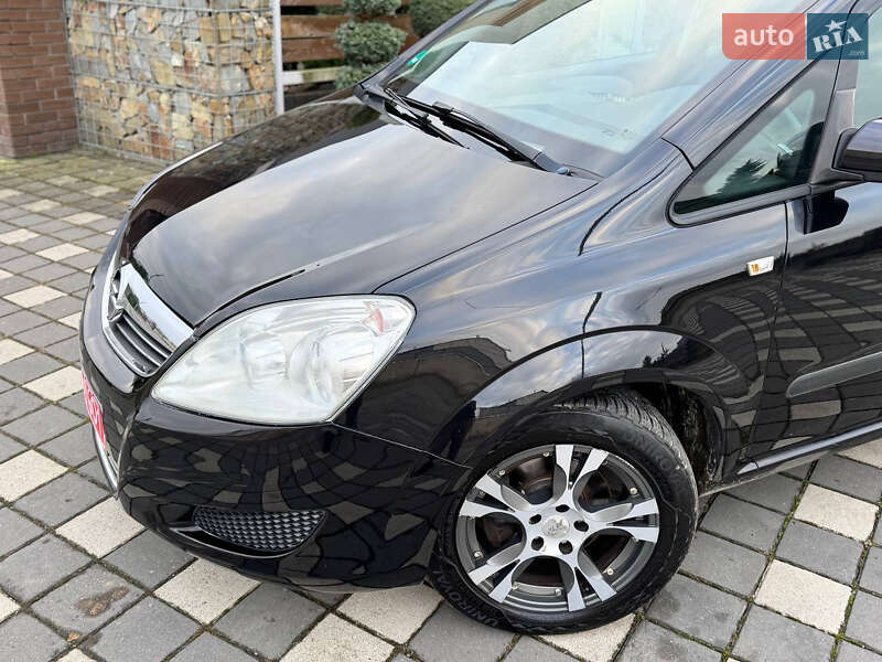Мінівен Opel Zafira 2009 в Стрию