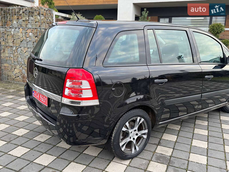 Мінівен Opel Zafira 2009 в Стрию