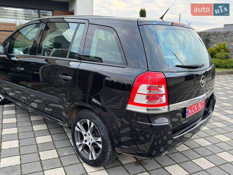 Мінівен Opel Zafira 2009 в Стрию