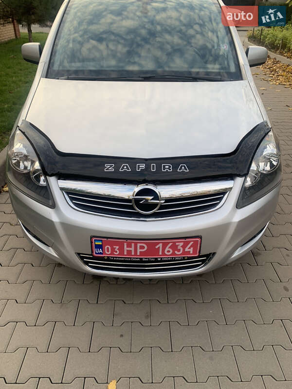 Минивэн Opel Zafira 2011 в Белой Церкви фото 11 Минивэн Opel Zafira 2011 в Белой Церкви