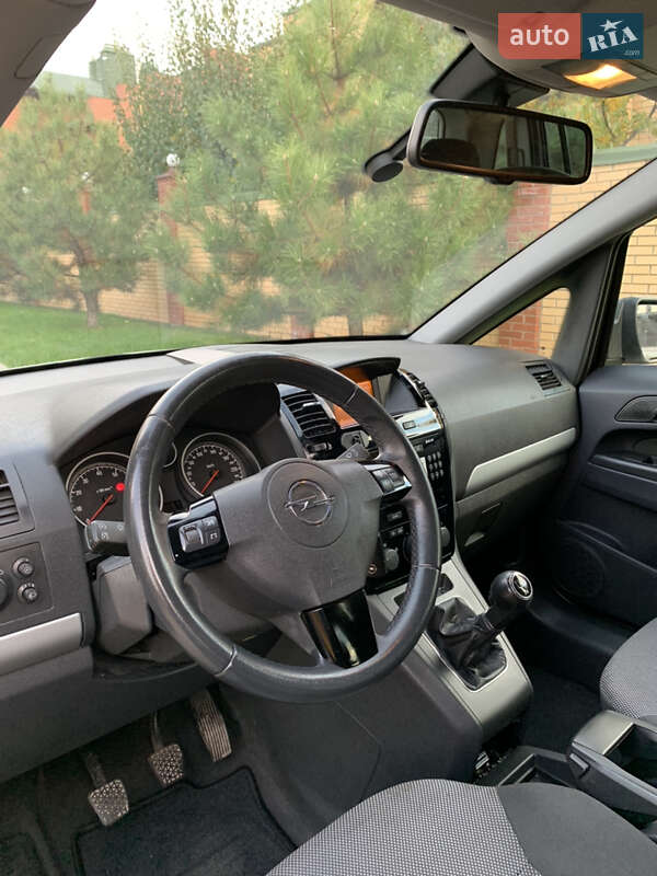 Минивэн Opel Zafira 2011 в Белой Церкви фото 43 Минивэн Opel Zafira 2011 в Белой Церкви