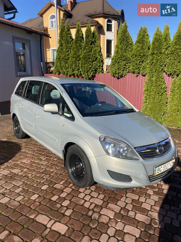 Opel Zafira 2011 Opel Zafira 2011