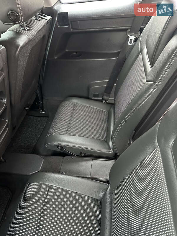 Минивэн Opel Zafira 2007 в Хороле