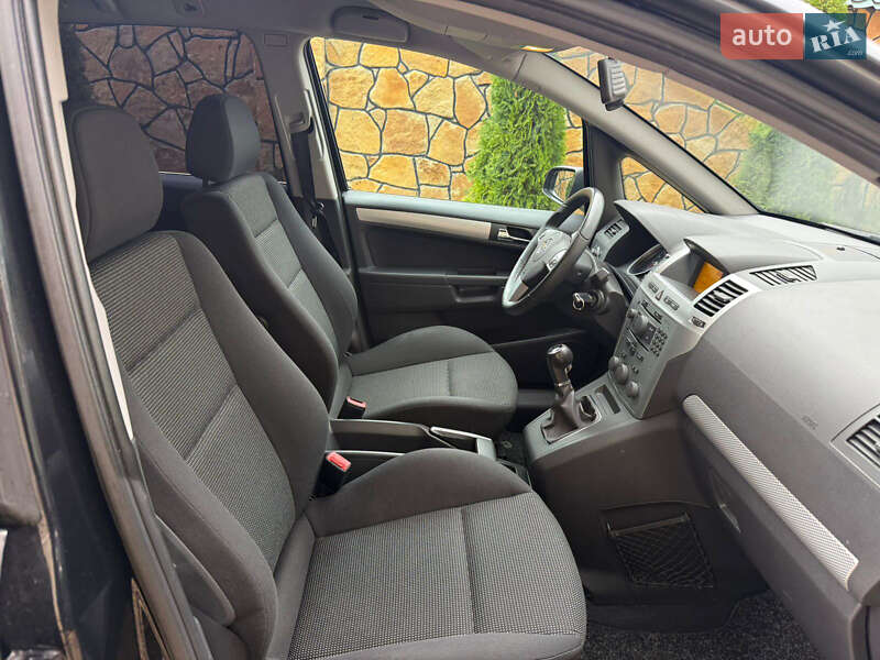 Минивэн Opel Zafira 2007 в Могилев-Подольске фото 17 Минивэн Opel Zafira 2007 в Могилев-Подольске