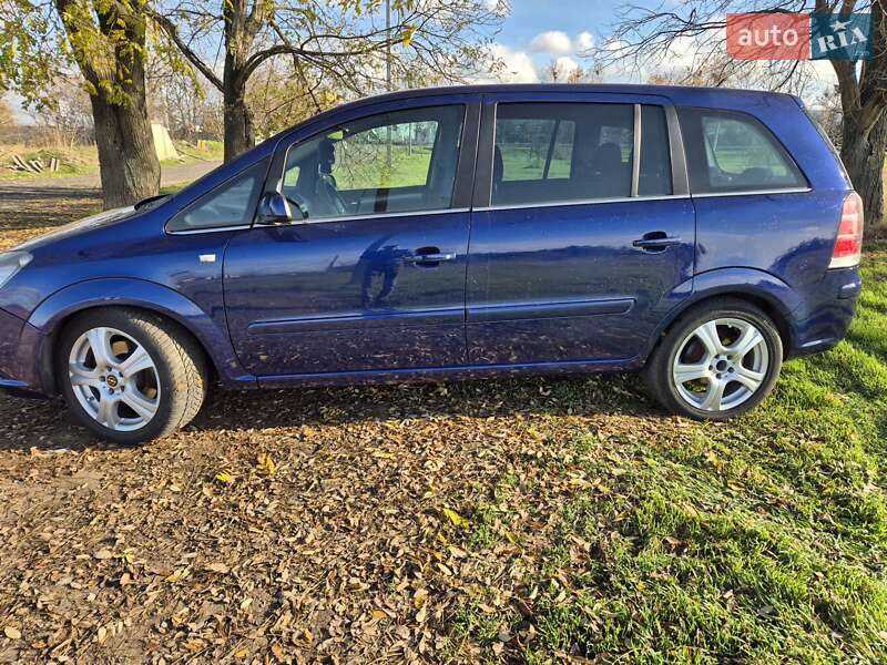 Минивэн Opel Zafira 2005 в Николаеве фото 3 Минивэн Opel Zafira 2005 в Николаеве