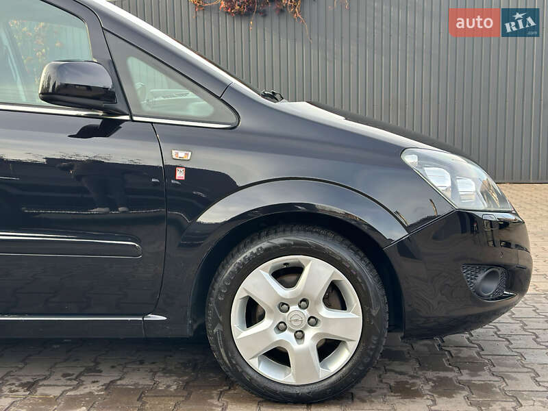 Минивэн Opel Zafira 2011 в Каменском фото 11 Минивэн Opel Zafira 2011 в Каменском