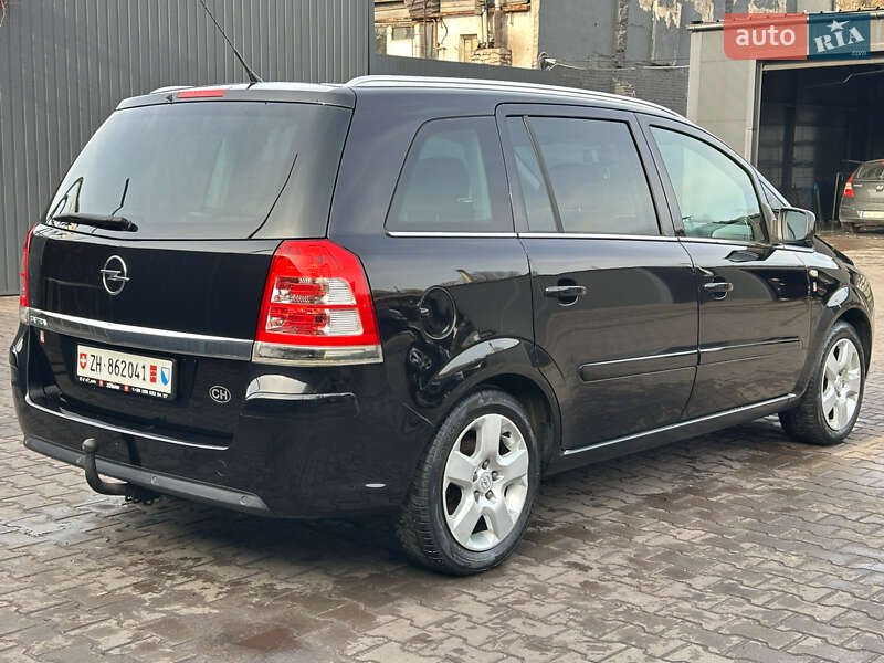 Минивэн Opel Zafira 2011 в Каменском фото 16 Минивэн Opel Zafira 2011 в Каменском