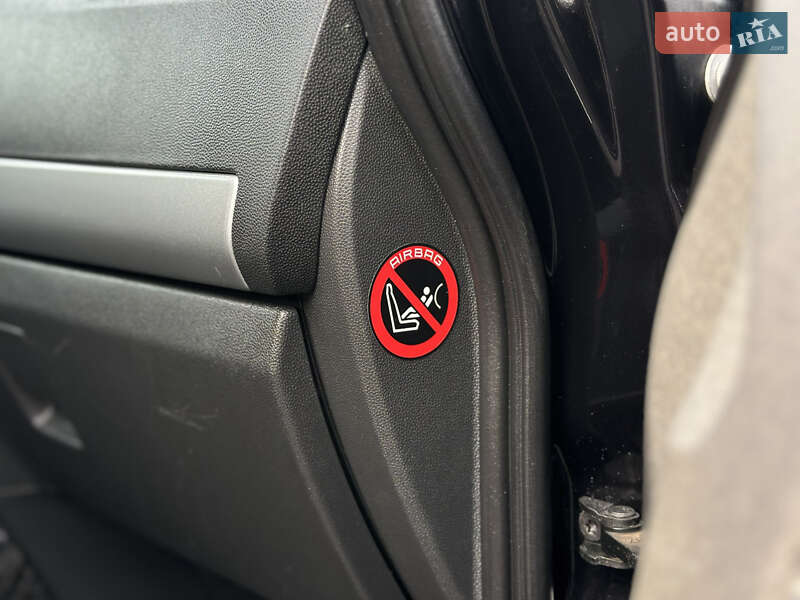 Минивэн Opel Zafira 2011 в Каменском фото 99 Минивэн Opel Zafira 2011 в Каменском