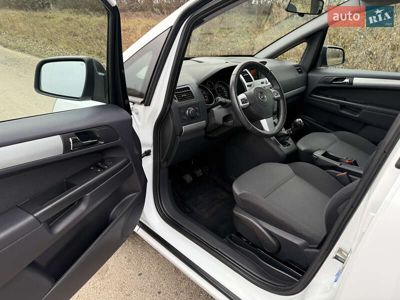 Микровэн Opel Zafira 2012 в Хмельницком фото 19 Микровэн Opel Zafira 2012 в Хмельницком