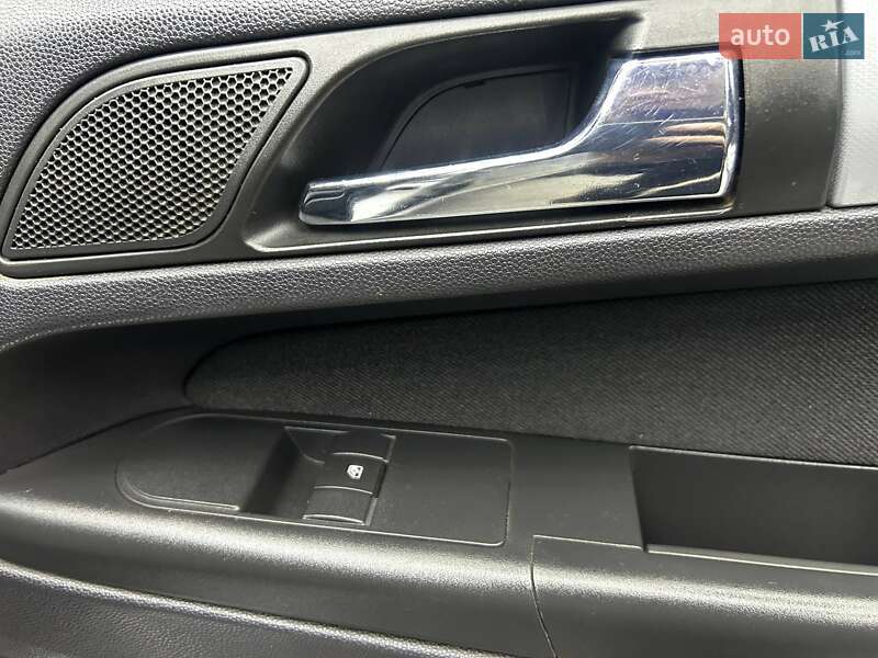 Минивэн Opel Zafira 2008 в Черновцах