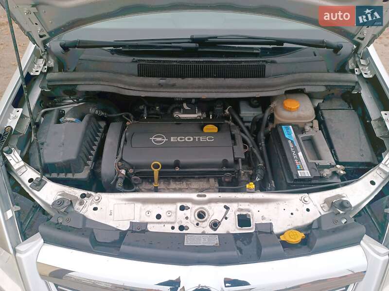 Мінівен Opel Zafira 2009 в Полтаві фото 8 Мінівен Opel Zafira 2009 в Полтаві