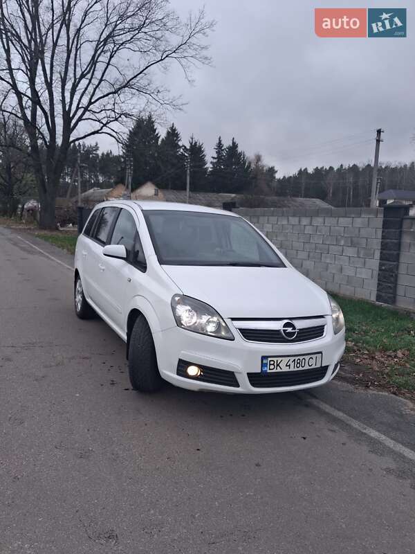 Мінівен Opel Zafira 2007 в Сарнах