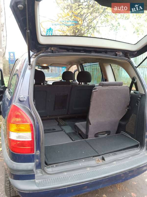 Мінівен Opel Zafira 2001 в Рівному
