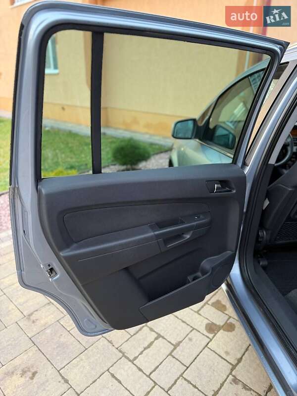Минивэн Opel Zafira 2010 в Самборе фото 11 Минивэн Opel Zafira 2010 в Самборе