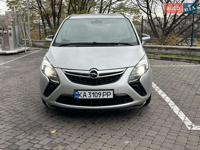 Мікровен Opel Zafira 2015 в Києві