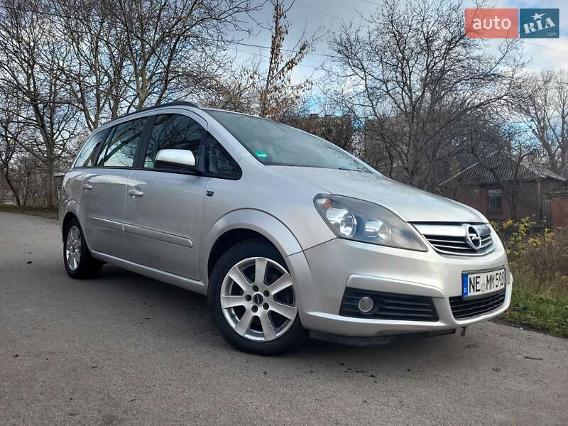Минивэн Opel Zafira 2005 в Хмельницком фото Минивэн Opel Zafira 2005 в Хмельницком