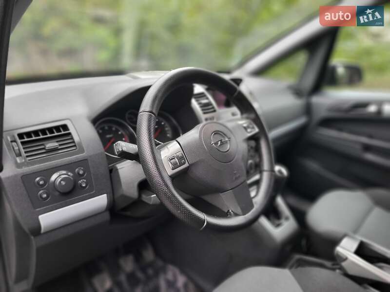 Минивэн Opel Zafira 2005 в Хмельницком фото 46 Минивэн Opel Zafira 2005 в Хмельницком