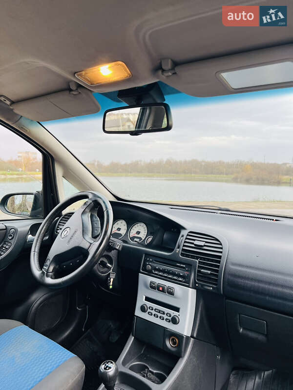 Минивэн Opel Zafira 2003 в Ивано-Франковске фото 5 Минивэн Opel Zafira 2003 в Ивано-Франковске