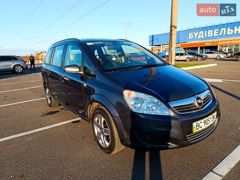 Минивэн Opel Zafira 2008 в Луцке
