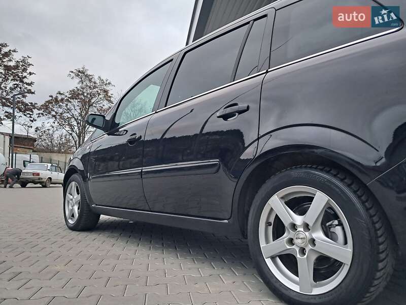 Минивэн Opel Zafira 2006 в Могилев-Подольске фото 33 Минивэн Opel Zafira 2006 в Могилев-Подольске