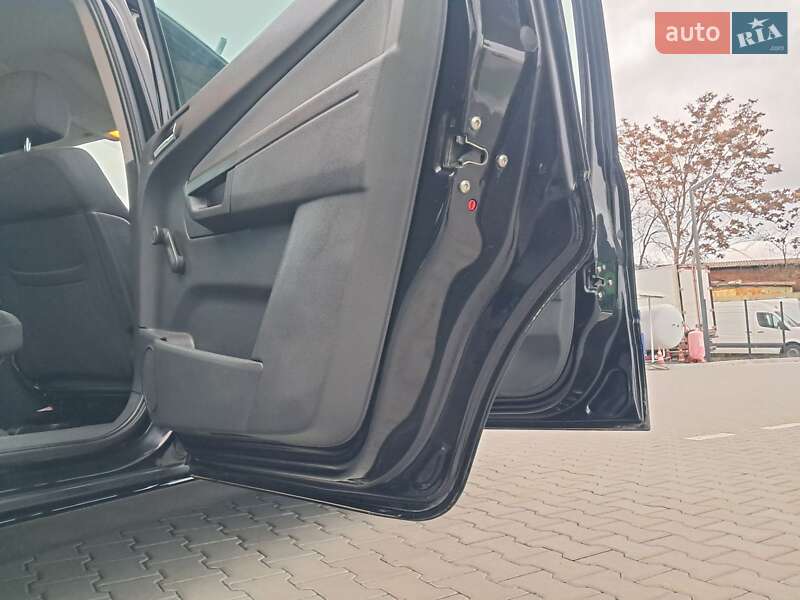 Минивэн Opel Zafira 2006 в Могилев-Подольске фото 42 Минивэн Opel Zafira 2006 в Могилев-Подольске