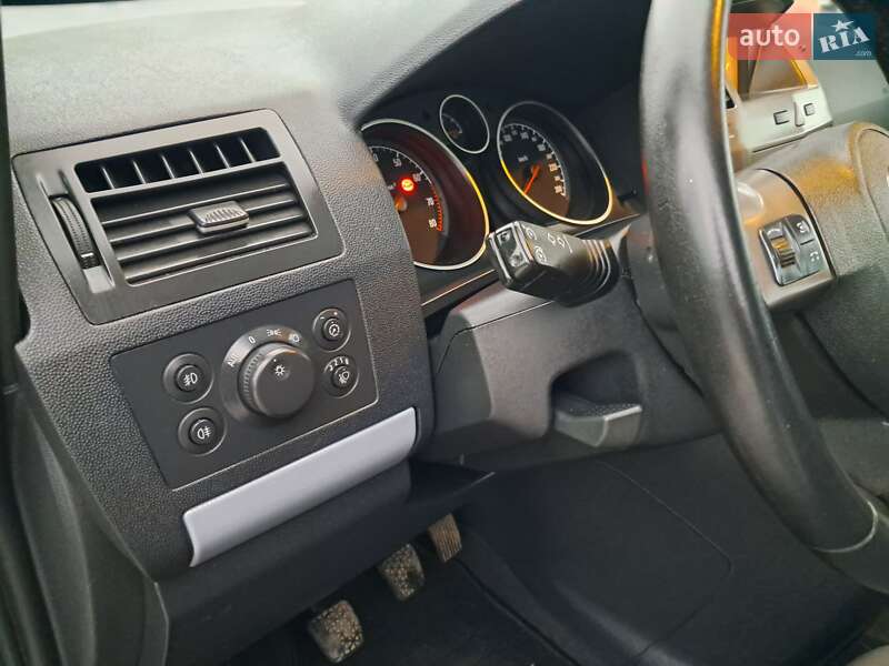 Минивэн Opel Zafira 2006 в Могилев-Подольске фото 59 Минивэн Opel Zafira 2006 в Могилев-Подольске