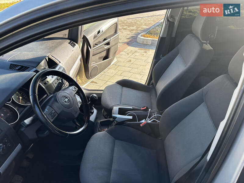 Минивэн Opel Zafira 2006 в Стрые