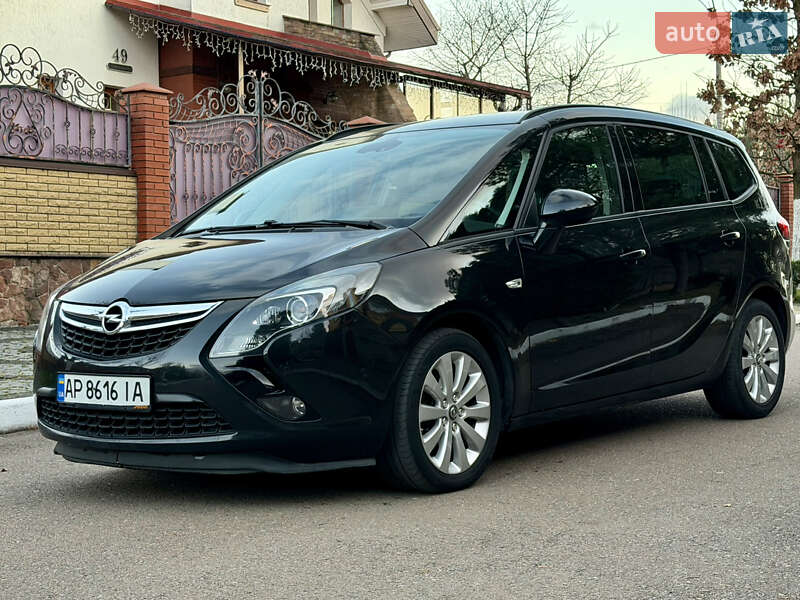 Микровэн Opel Zafira 2015 в Ровно