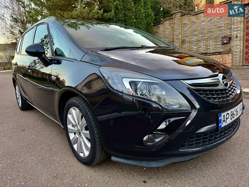 Микровэн Opel Zafira 2015 в Ровно