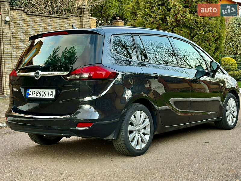 Микровэн Opel Zafira 2015 в Ровно