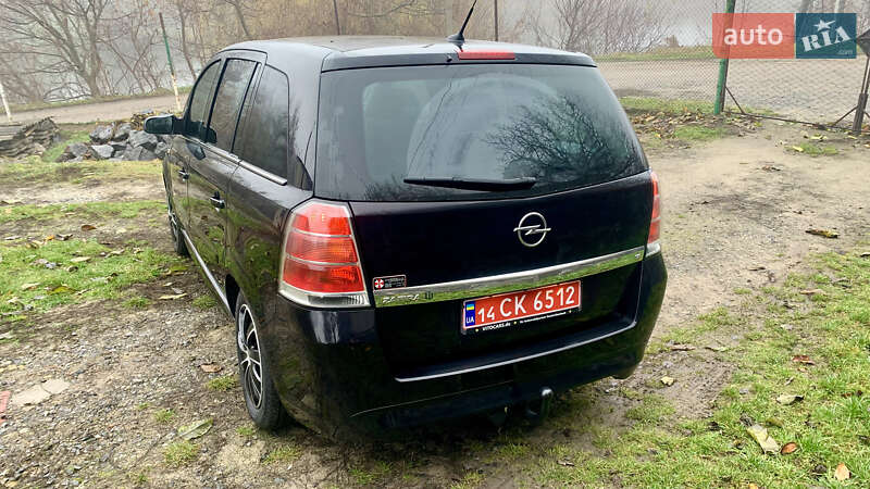 Минивэн Opel Zafira 2008 в Виннице