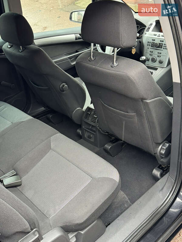 Минивэн Opel Zafira 2009 в Чернигове фото 14 Минивэн Opel Zafira 2009 в Чернигове