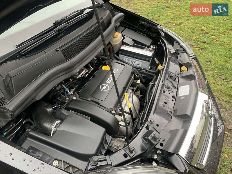 Минивэн Opel Zafira 2008 в Виннице